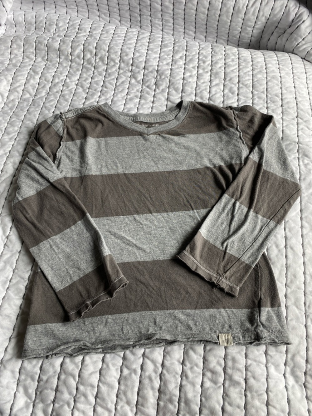 Burt's Bees Kids Gray Crewneck Tee - Size 5